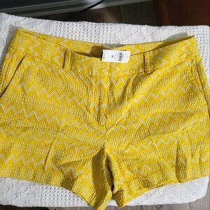 **Yellow Zigzag Patterned Shorts - Size 14 (NWT)**